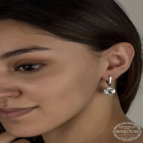 Swarovski Crystal Ta�l� G�m�� Beyaz Sallant�l� Kad�n K�pe