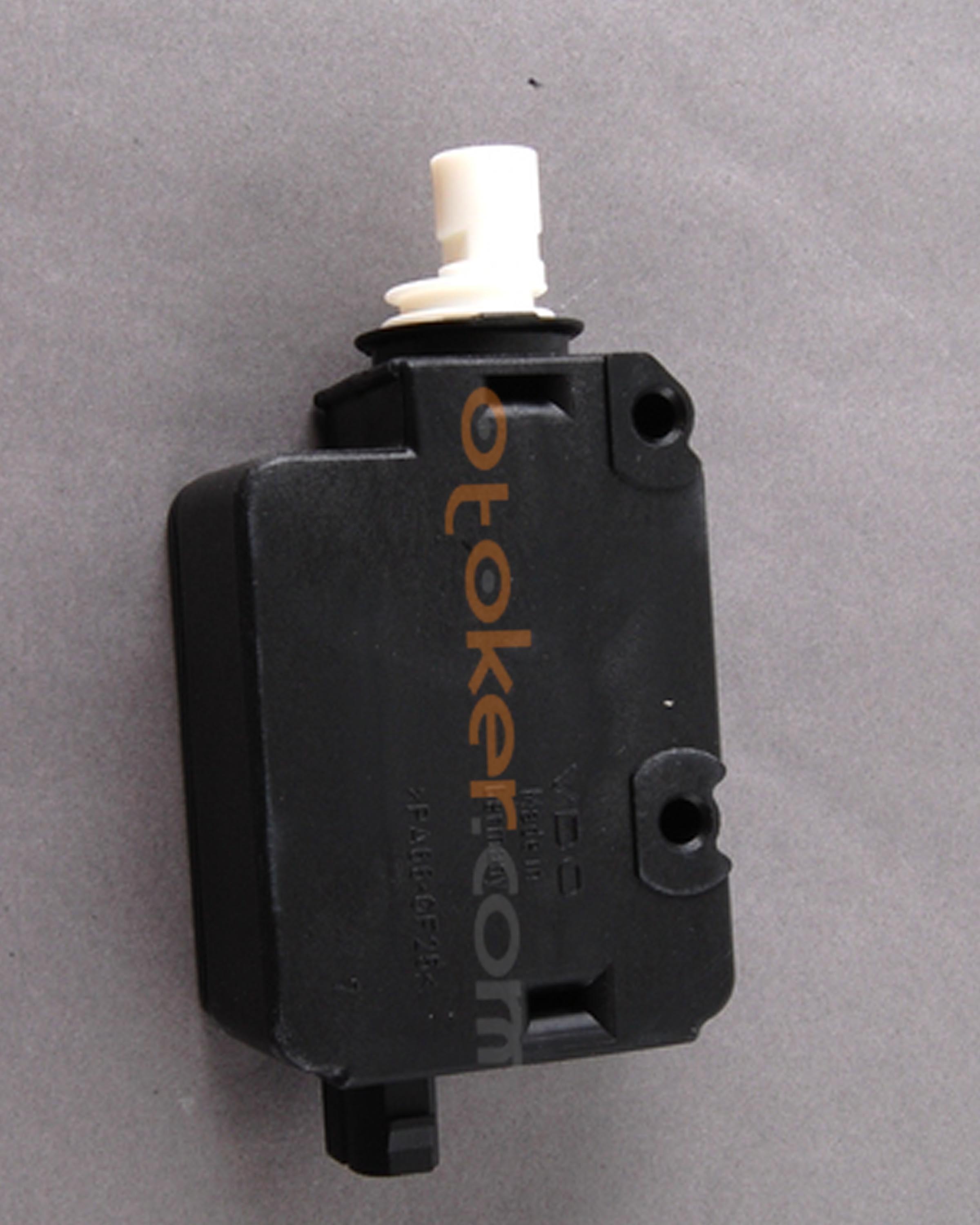 BMW E39 YAKIT DEPO KAPAK KİLİT POMPASI 1996-2003