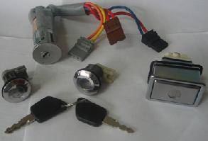 PEUGEOT 405- 92/96 KONTAK KİLİT SETİ (3LÜ) (KONTAK/KAPI/BAGAJ) (TERMİKLİ) (YAU YOUNG)