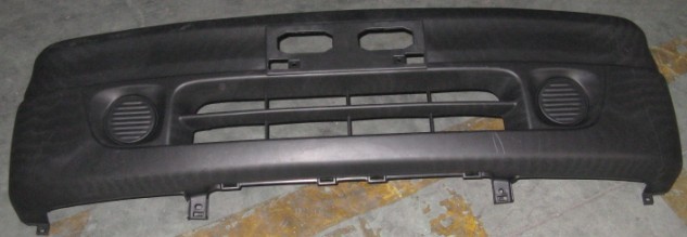 SUZUKI CARRY ÖN TAMPON SİYAH SİS DELİKSİZ 1998-2004