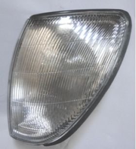 TOYOTA LANDCRUISER VX100 ÖN SİNYAL SAĞ BEYAZ 1998-2002