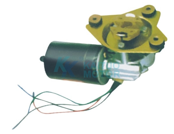 NISSAN PICK UP D22 ÖN CAM SİLGİ MOTORU 1997-2002