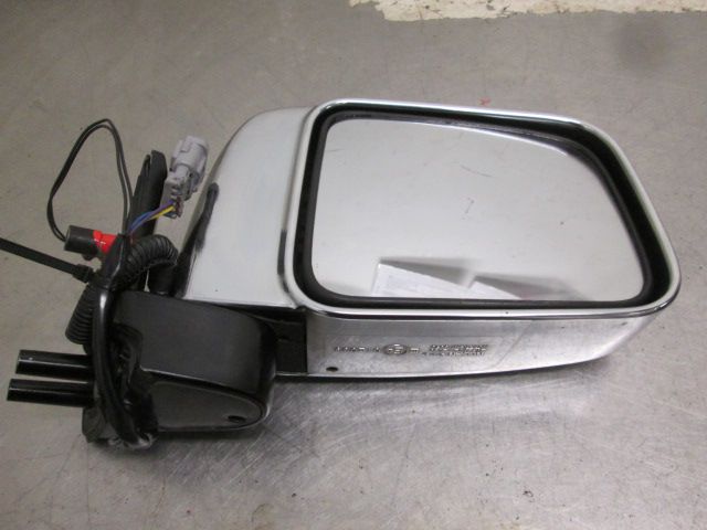 NISSAN PICK UP ND22 KAPI AYNASI SOL ELEKTRİKLİ NİKELAJLI 3FİŞLİ ELLE KATLANIR TİP 2003-2012