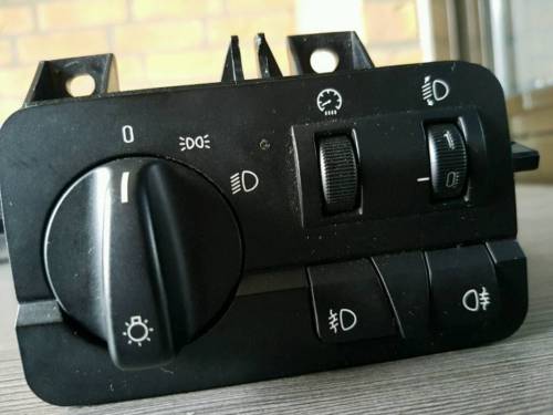 BMW E46 FAR ANAHTARI 61316901429  