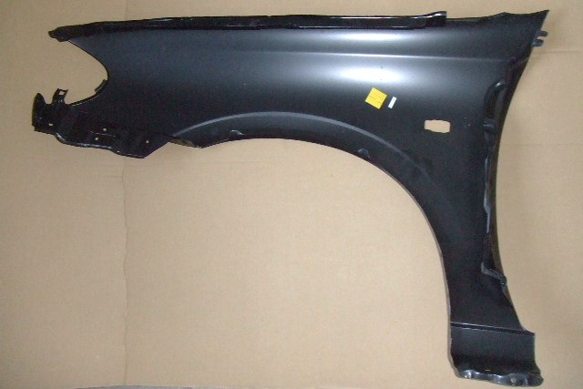 NISSAN ALMERA N16 SD/HB ÖN ÇAMURLUK DELİKLİ SAĞ 2000-2003