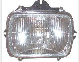 NISSAN PICK UP D21 FAR LAMBASI SAÇLI SOL 3BAĞLANTILI 1899-1997